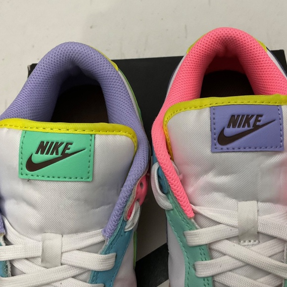 Nike Dunk Low SE Easter Candy. - Picture 7 of 9